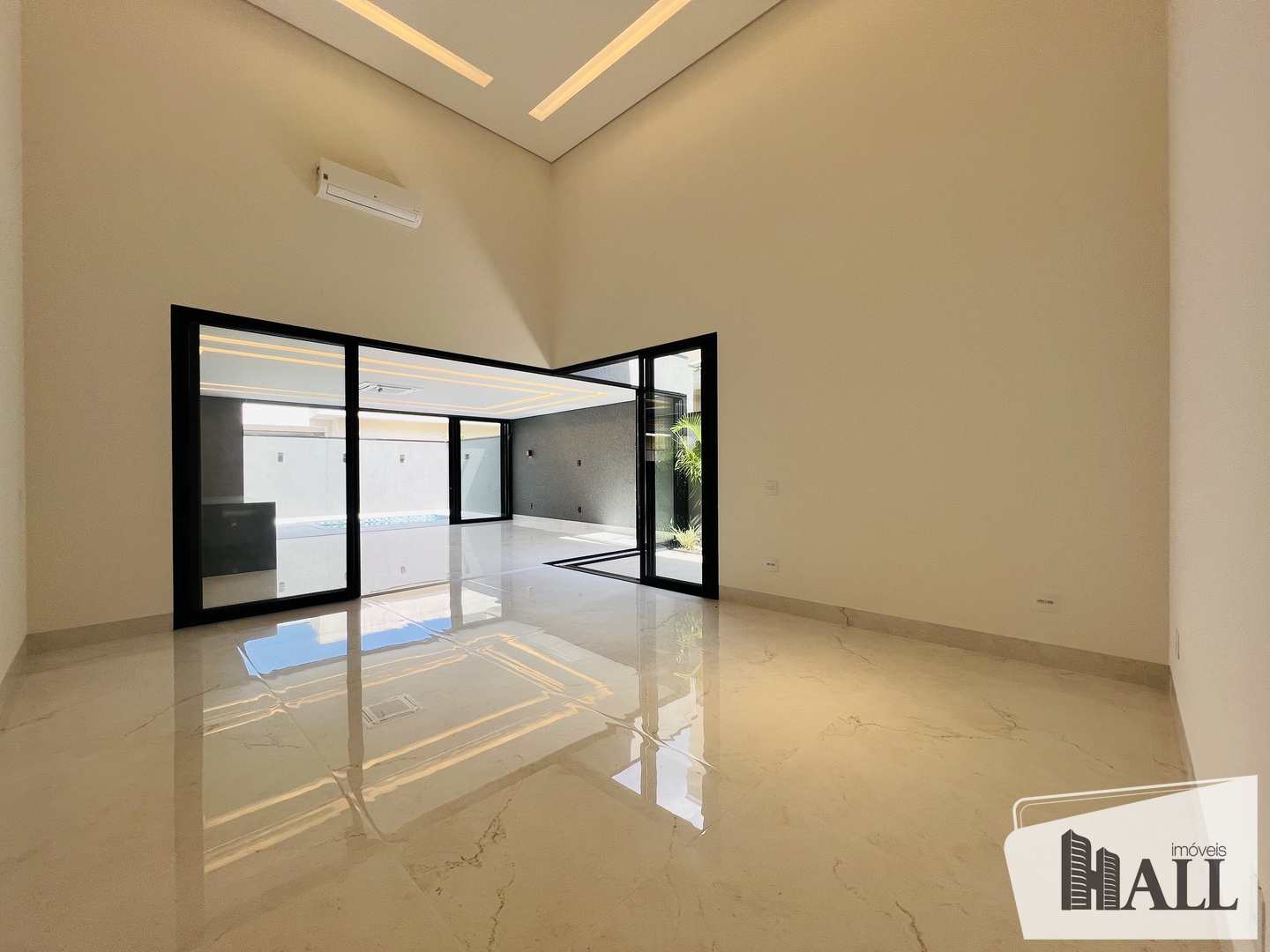 Casa de Condomínio à venda com 4 quartos, 290m² - Foto 12