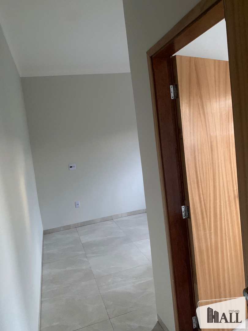 Casa à venda com 3 quartos, 100m² - Foto 7