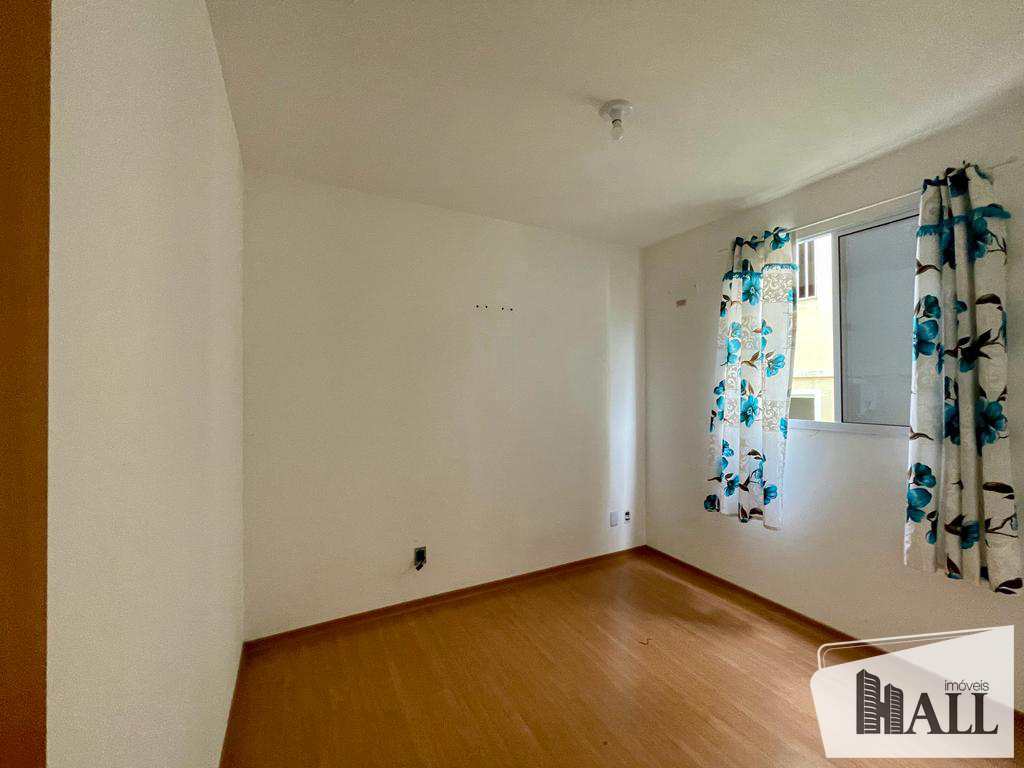 Apartamento à venda com 2 quartos, 39m² - Foto 3