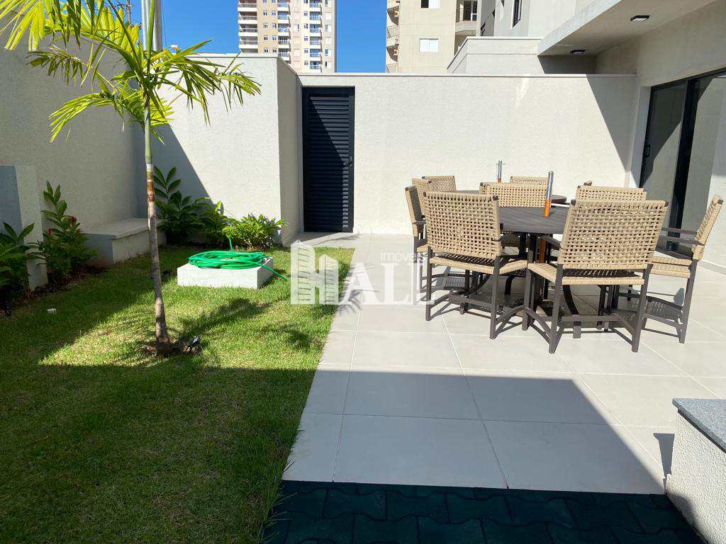 Apartamento à venda com 2 quartos, 60m² - Foto 23