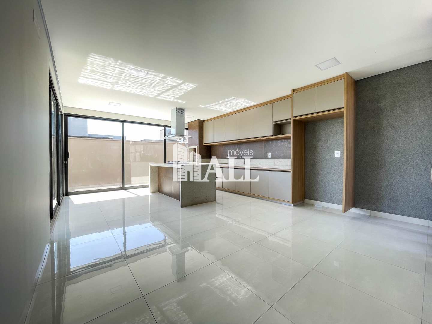 Casa de Condomínio à venda com 3 quartos, 140m² - Foto 2