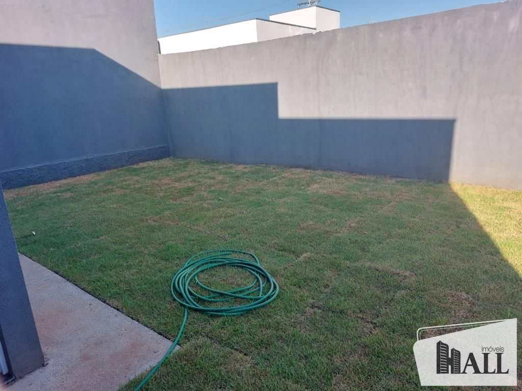 Casa à venda com 3 quartos, 93m² - Foto 10