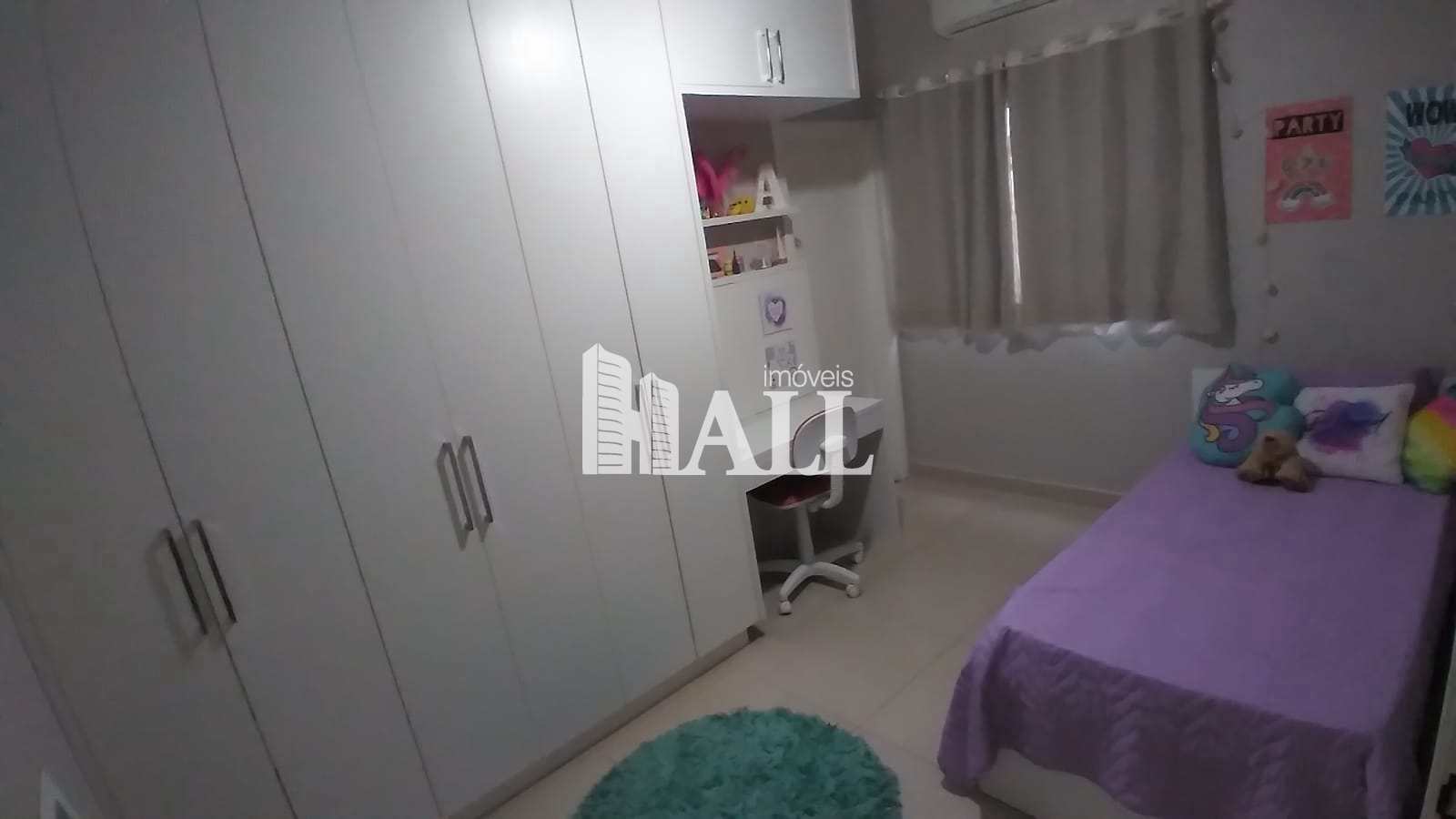 Casa de Condomínio à venda com 3 quartos, 218m² - Foto 12