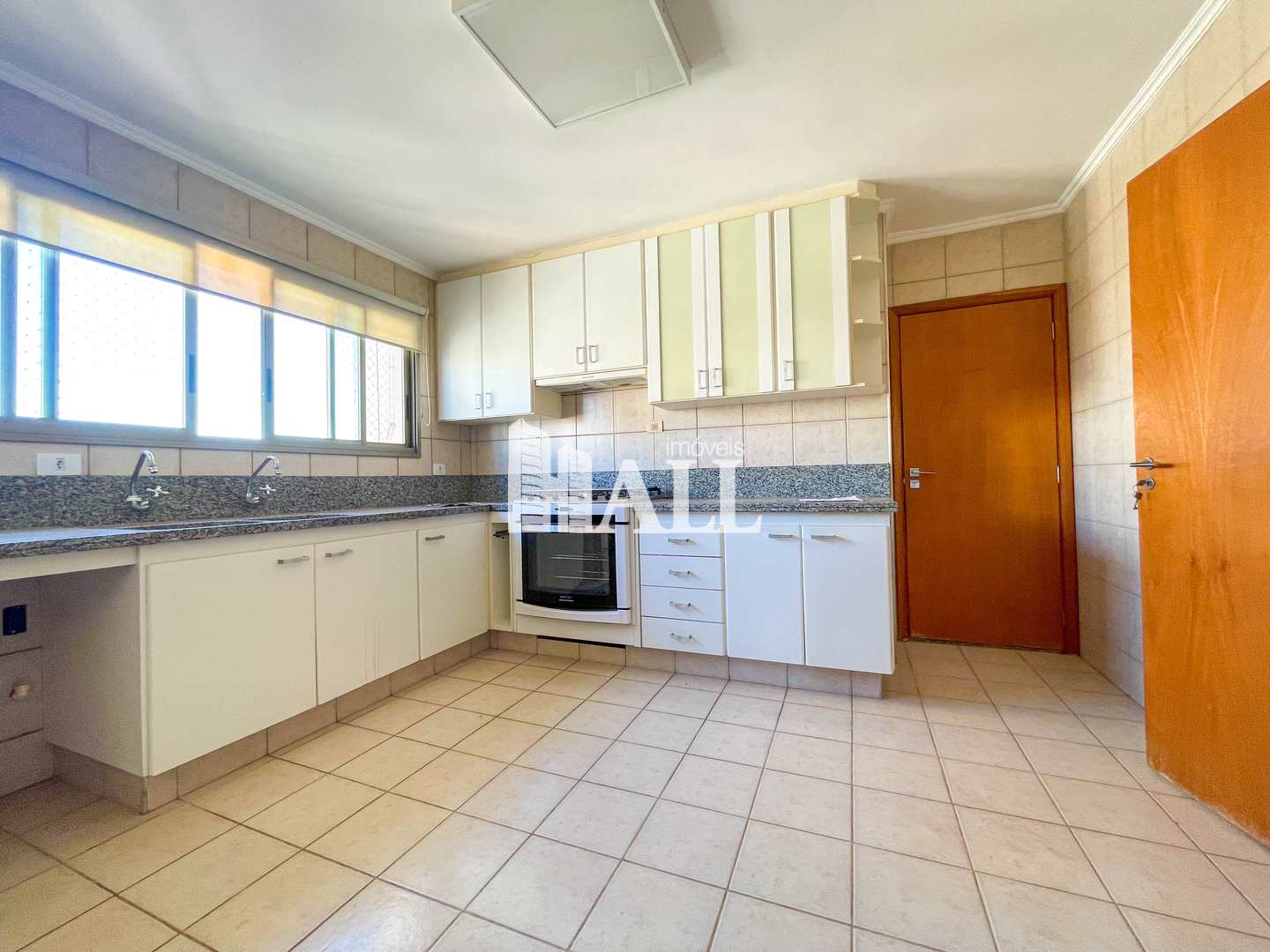 Apartamento à venda com 3 quartos, 140m² - Foto 36