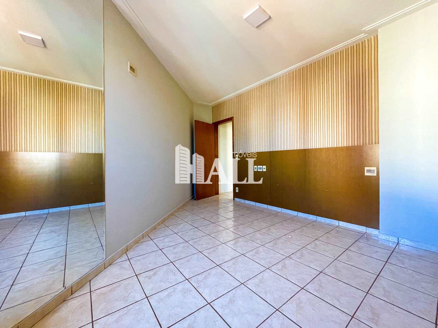 Apartamento à venda com 3 quartos, 140m² - Foto 25