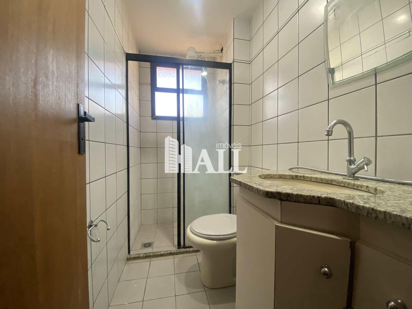 Apartamento à venda com 2 quartos, 65m² - Foto 3