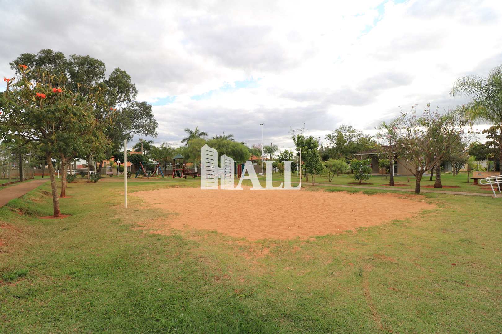 Casa de Condomínio à venda com 2 quartos, 100m² - Foto 13