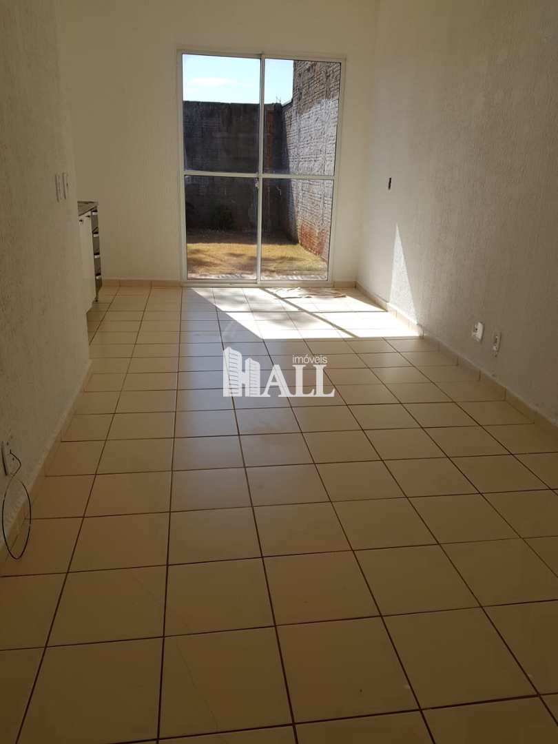 Casa de Condomínio à venda com 2 quartos, 100m² - Foto 1