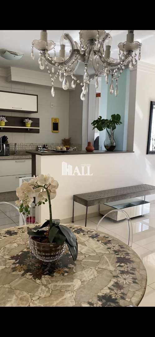 Apartamento à venda com 3 quartos, 90m² - Foto 2