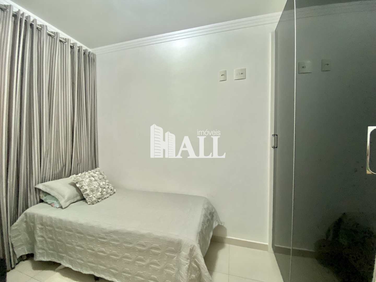 Apartamento à venda com 3 quartos, 90m² - Foto 13