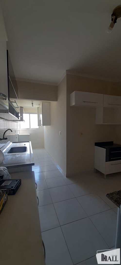 Apartamento à venda com 3 quartos, 100m² - Foto 4