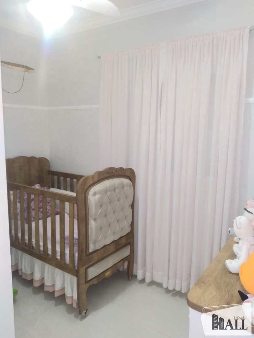 Casa à venda com 3 quartos, 200m² - Foto 19