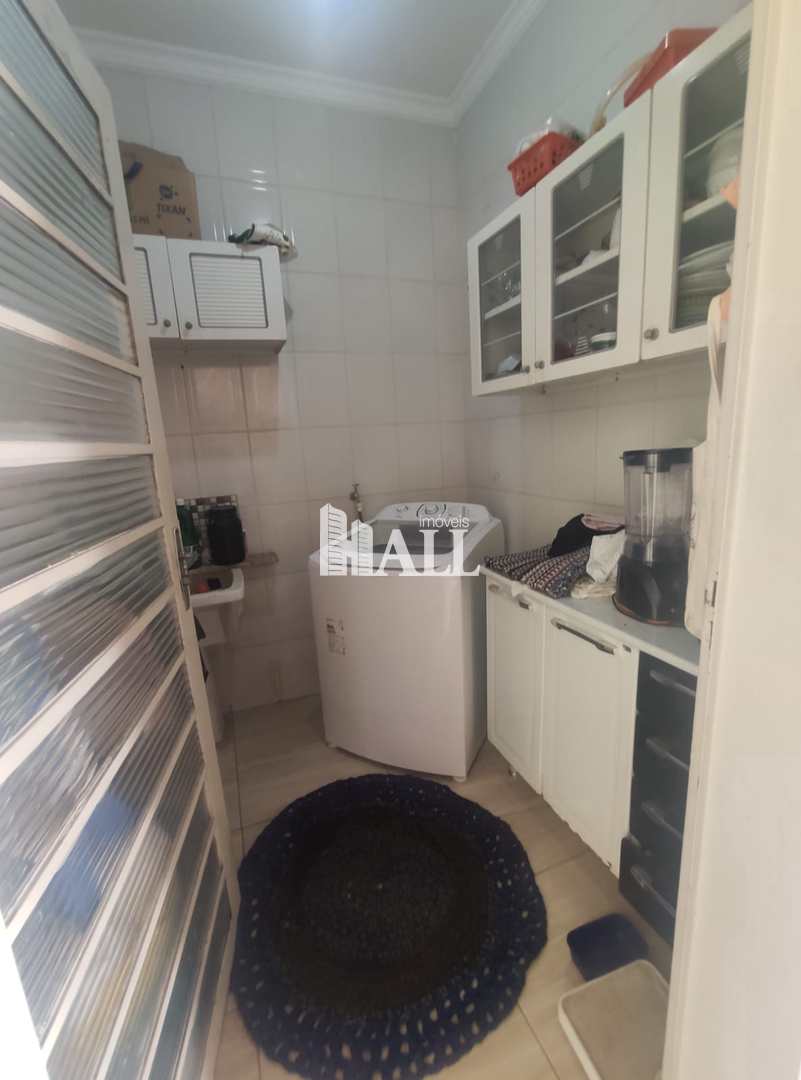 Casa à venda com 2 quartos, 130m² - Foto 13