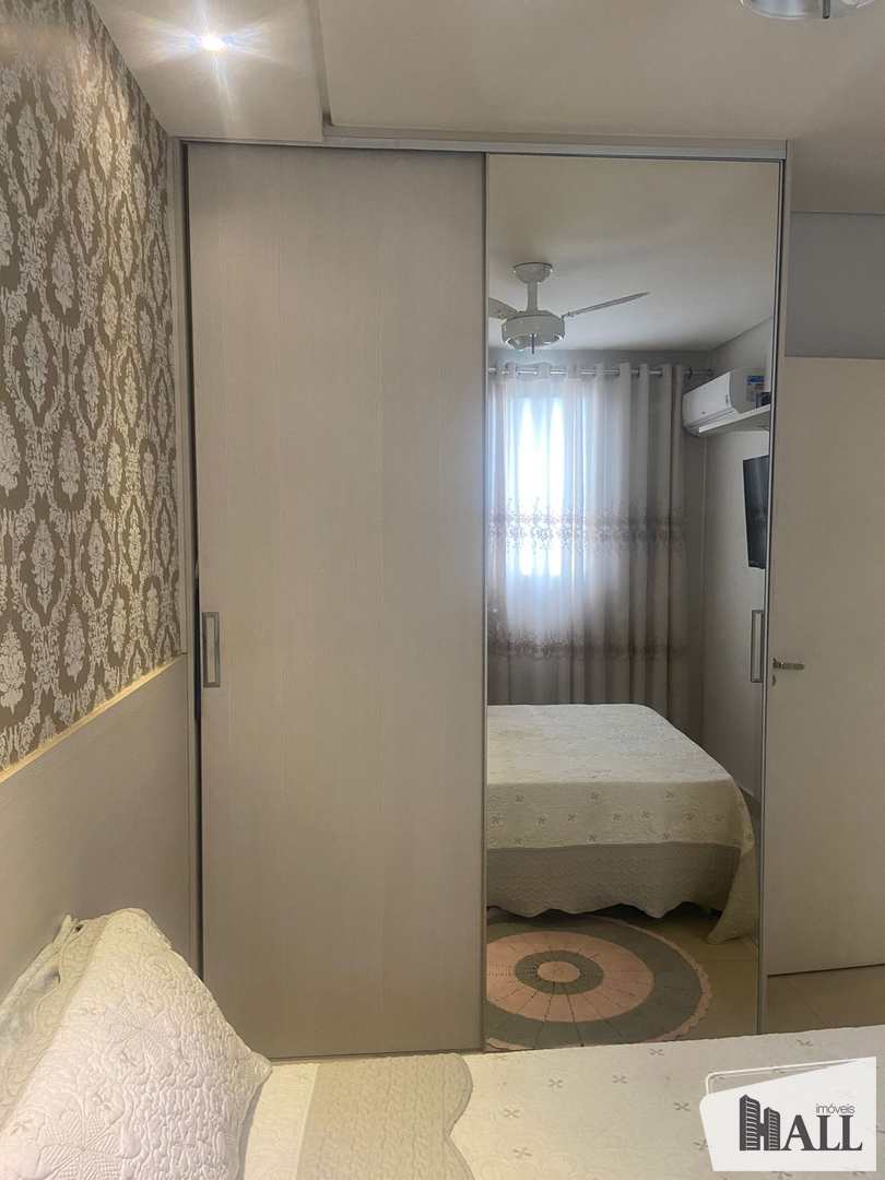 Apartamento à venda com 2 quartos, 47m² - Foto 11