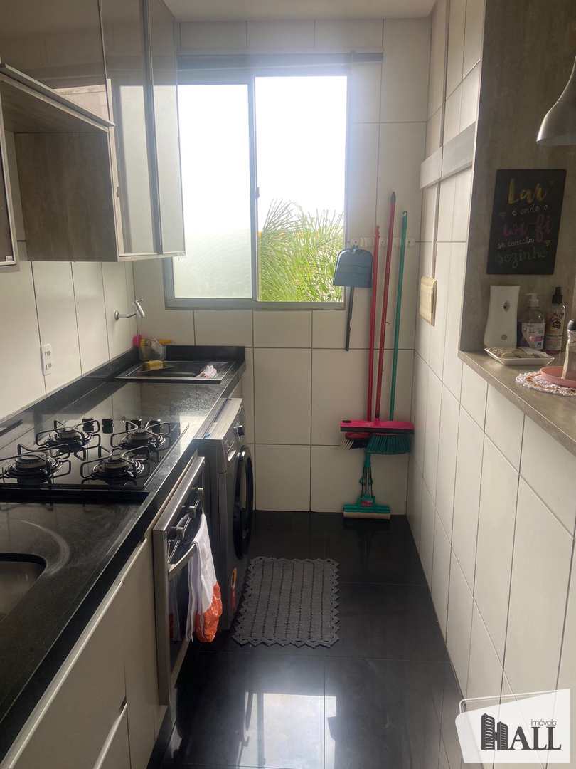 Apartamento à venda com 2 quartos, 47m² - Foto 3