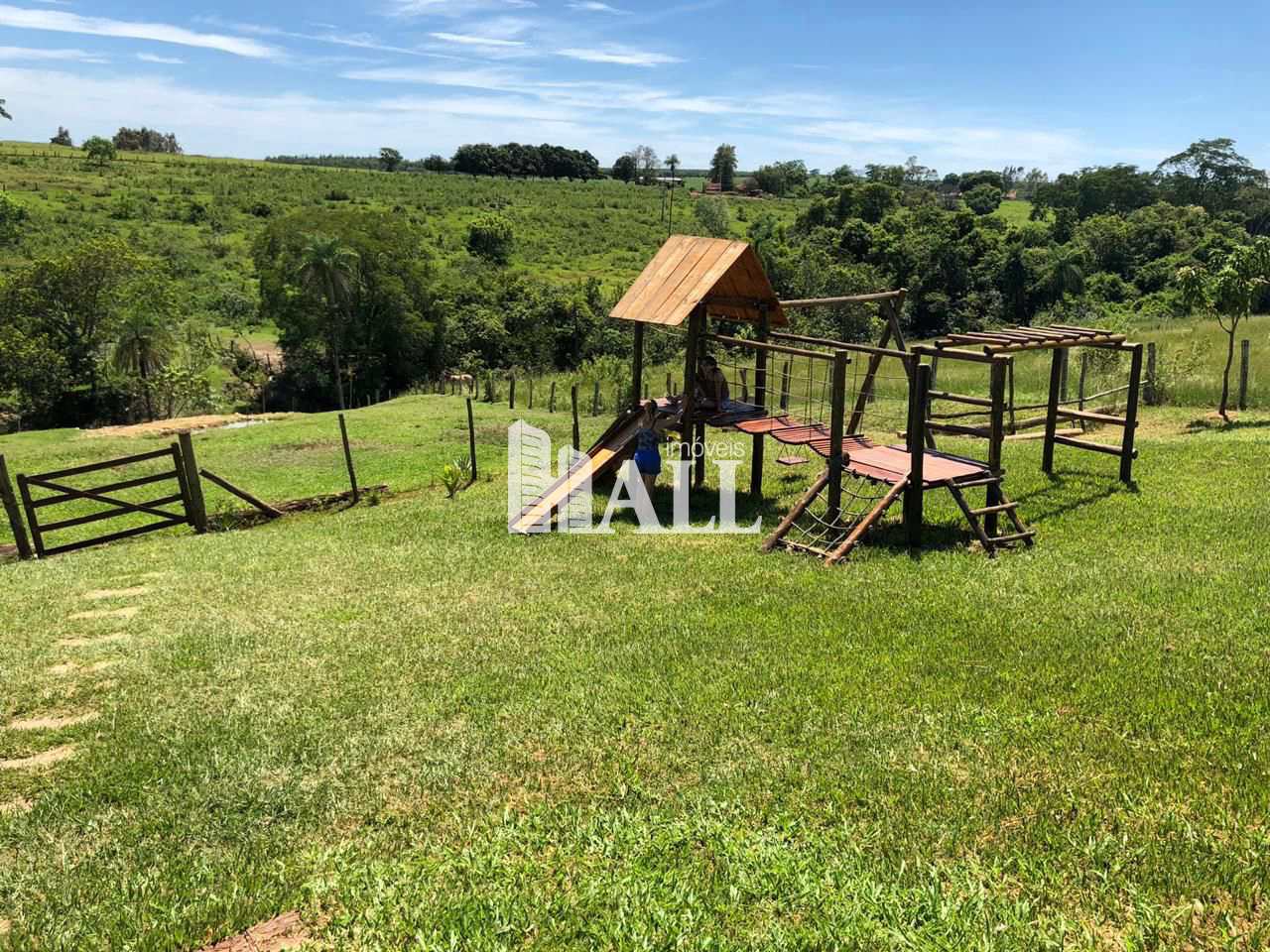 Fazenda à venda com 2 quartos, 17000m² - Foto 10