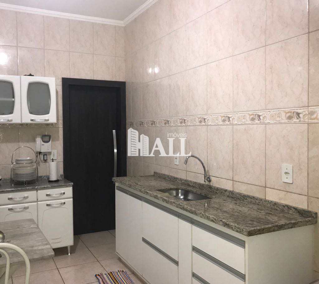 Casa à venda com 3 quartos, 170m² - Foto 11