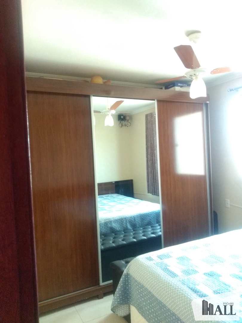 Apartamento à venda com 2 quartos, 60m² - Foto 10