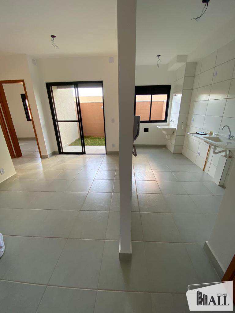 Apartamento à venda com 2 quartos, 57m² - Foto 1