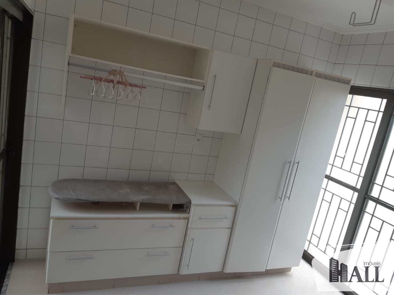 Casa à venda com 3 quartos, 250m² - Foto 9