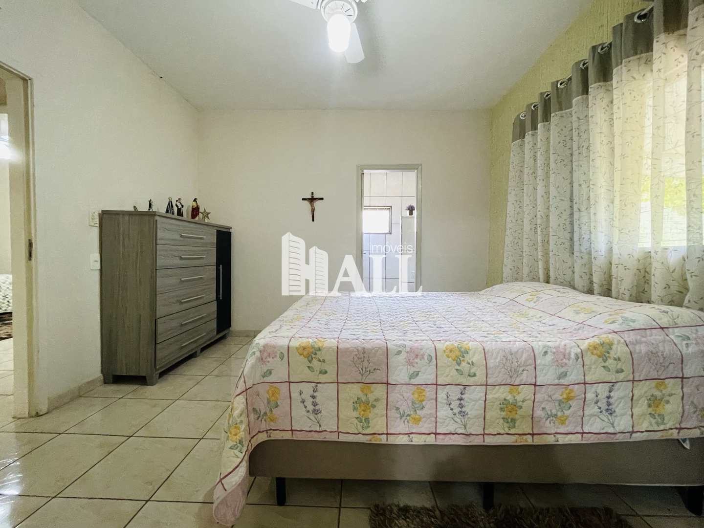 Casa à venda com 3 quartos, 236m² - Foto 9