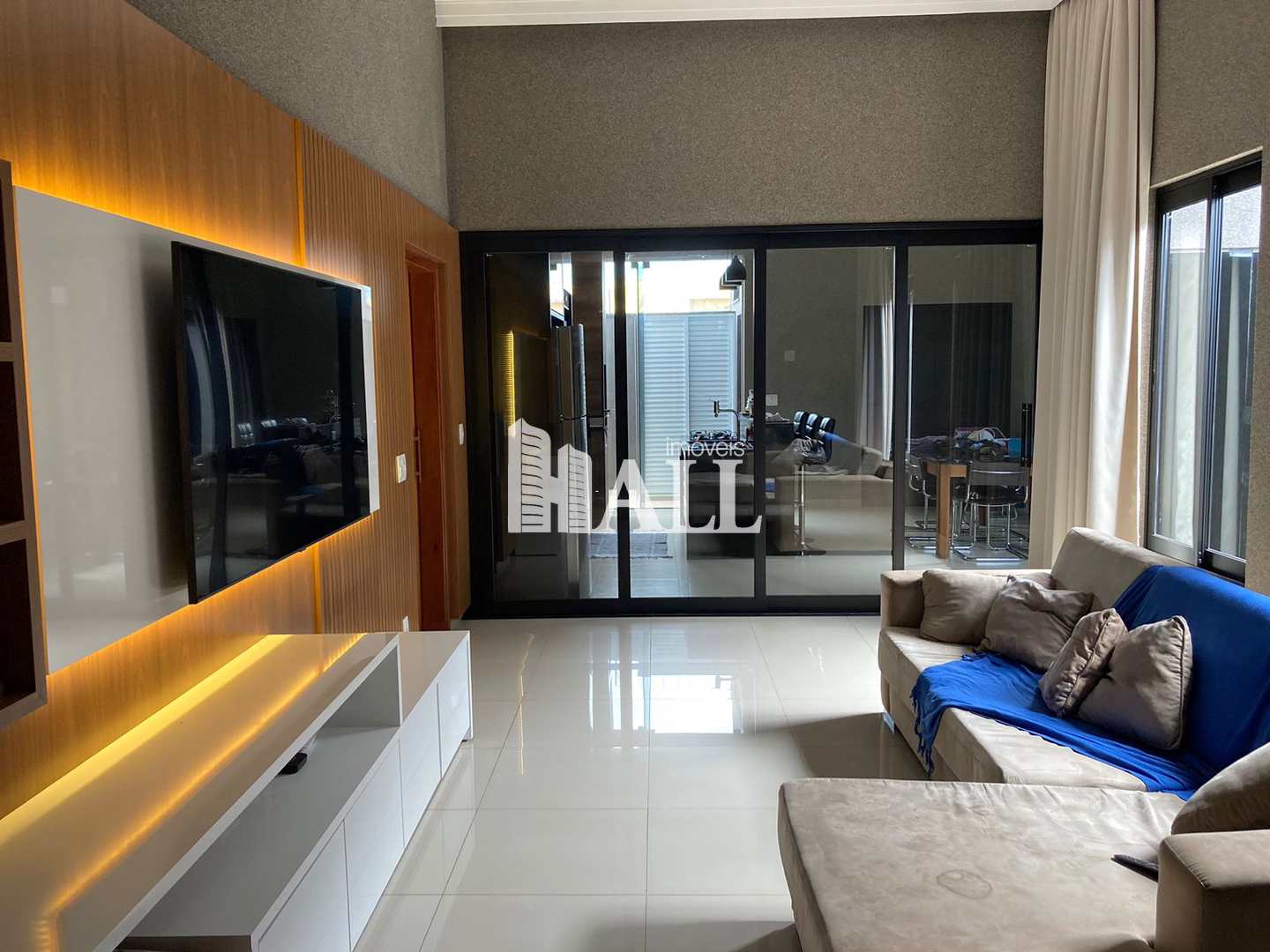 Casa à venda com 3 quartos, 150m² - Foto 2