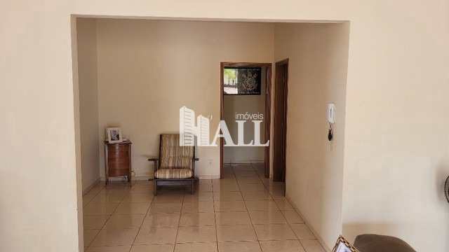 Casa à venda com 3 quartos, 247m² - Foto 8