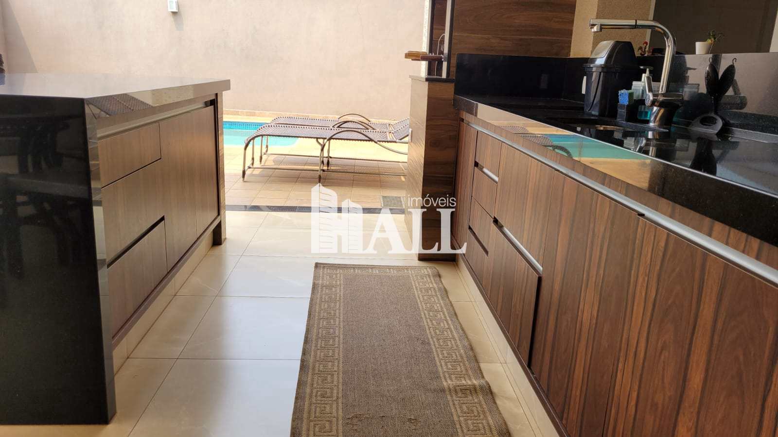 Casa de Condomínio à venda com 4 quartos, 300m² - Foto 6