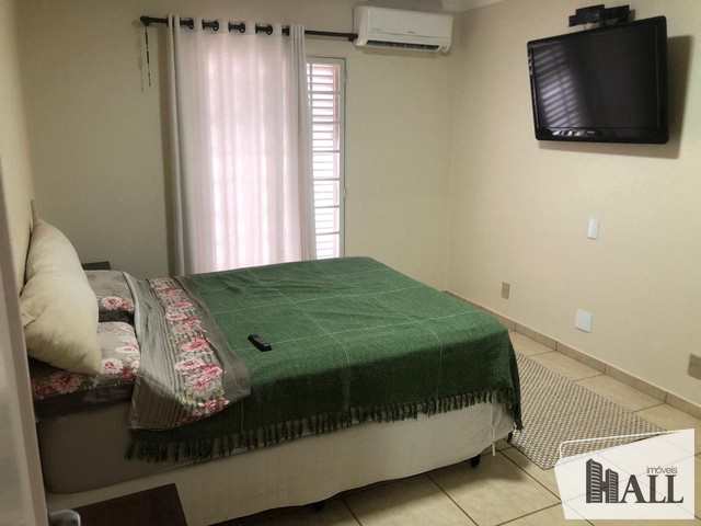 Casa à venda com 3 quartos, 300m² - Foto 12