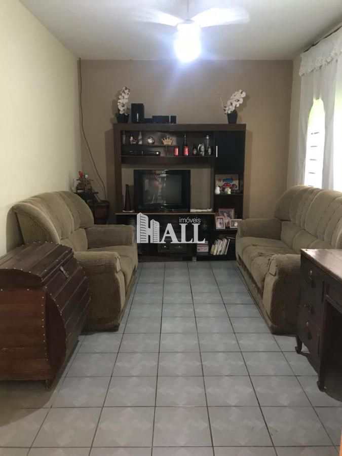 Casa à venda com 3 quartos, 105m² - Foto 2