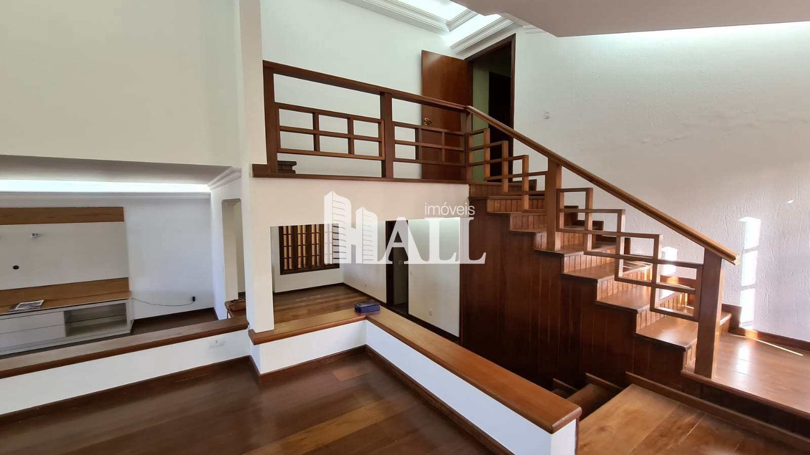 Casa à venda com 5 quartos, 570m² - Foto 5