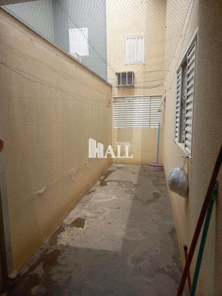 Casa à venda com 3 quartos, 200m² - Foto 4