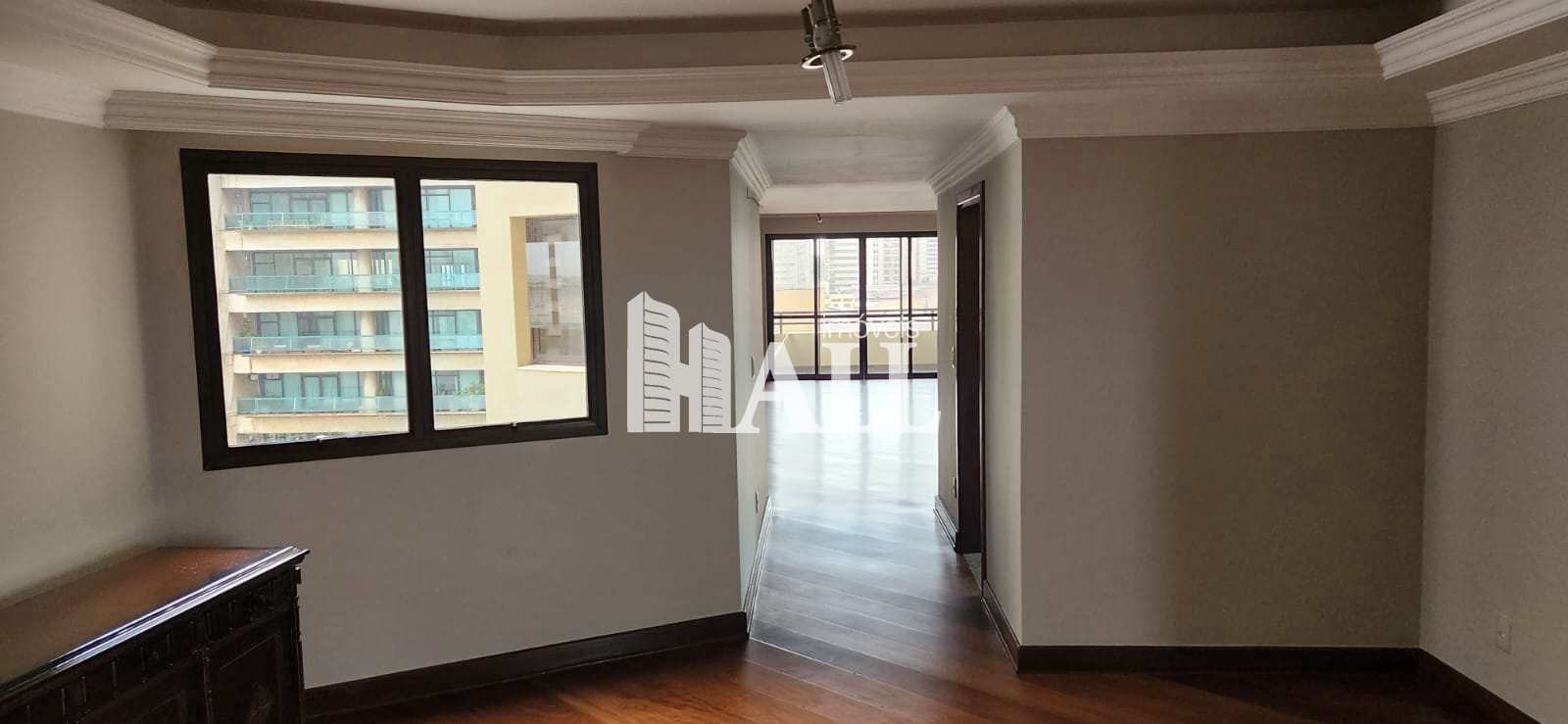 Apartamento à venda com 4 quartos, 300m² - Foto 9