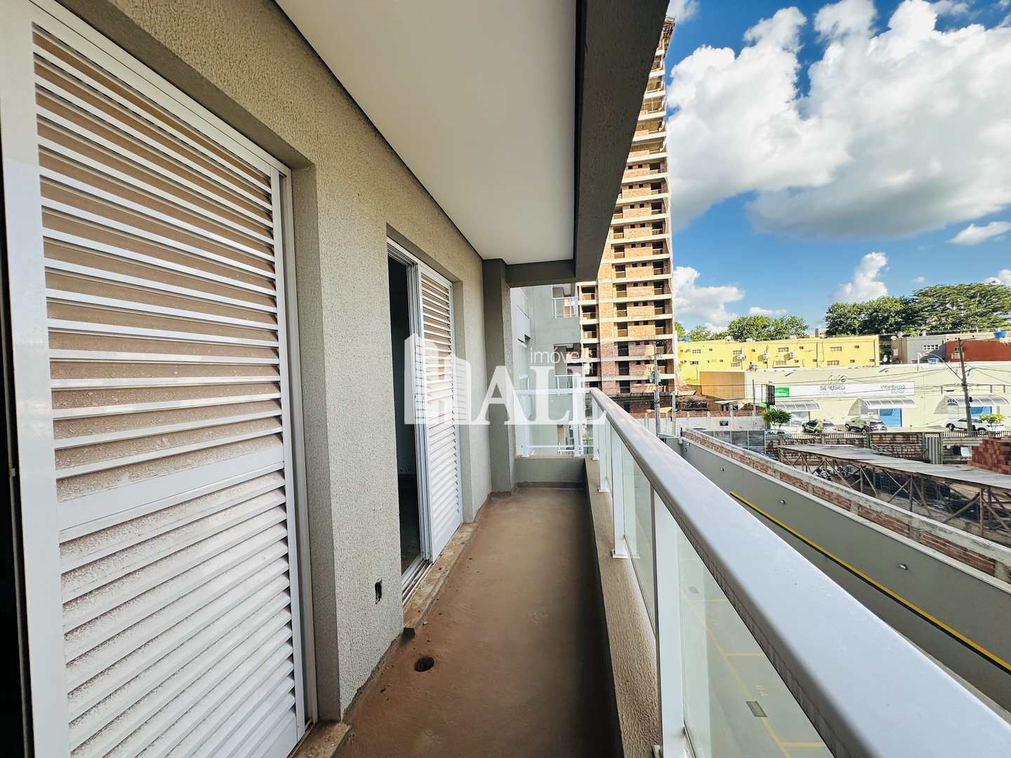 Apartamento à venda com 3 quartos, 93m² - Foto 9