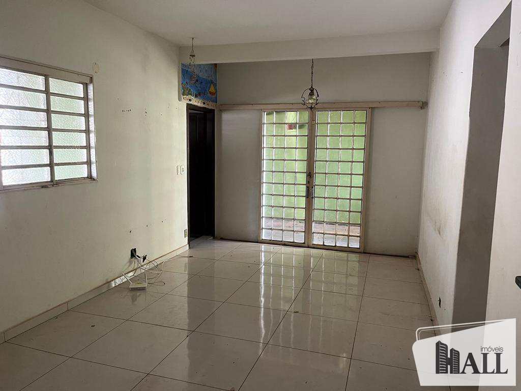 Casa à venda com 3 quartos, 90m² - Foto 10