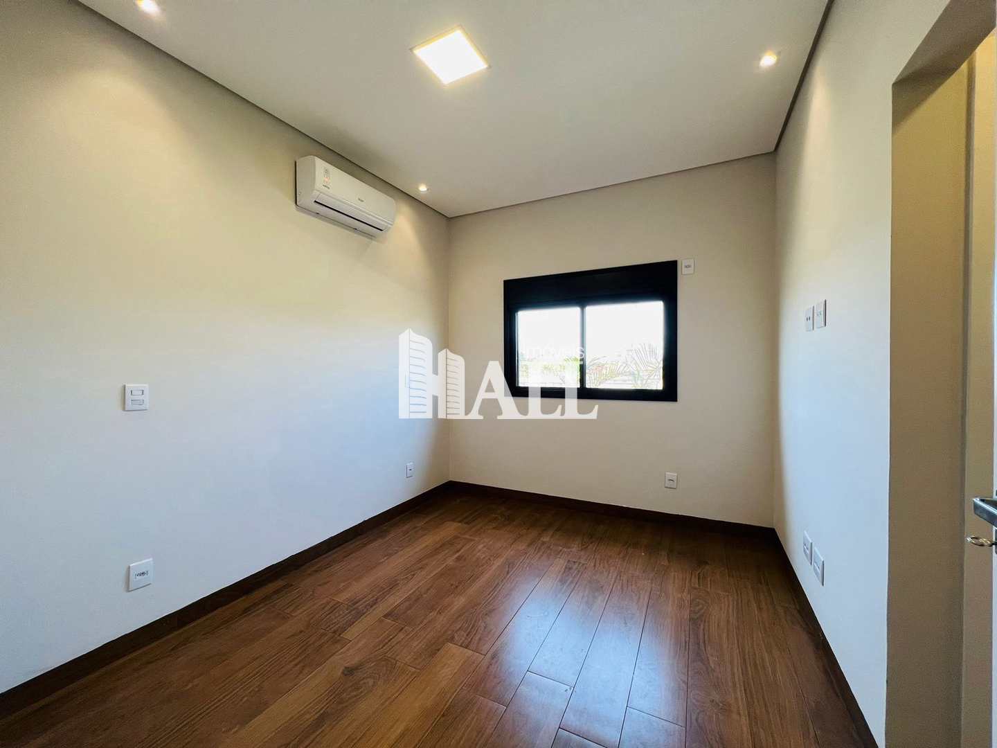 Casa de Condomínio à venda com 4 quartos, 300m² - Foto 15