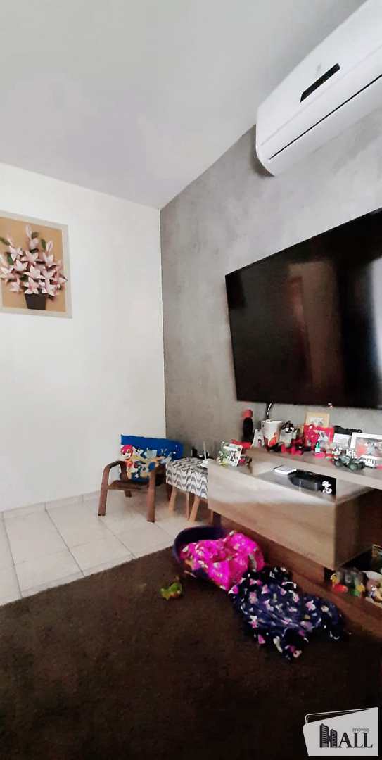 Casa à venda com 3 quartos, 170m² - Foto 1