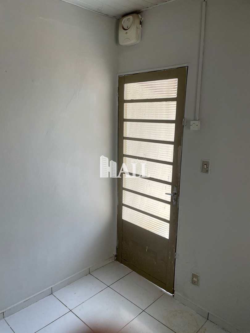 Casa à venda com 2 quartos, 53m² - Foto 4