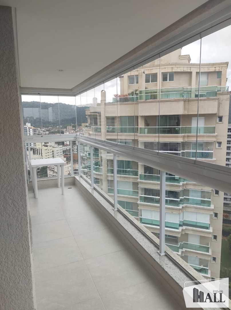 Apartamento à venda com 2 quartos, 69m² - Foto 6