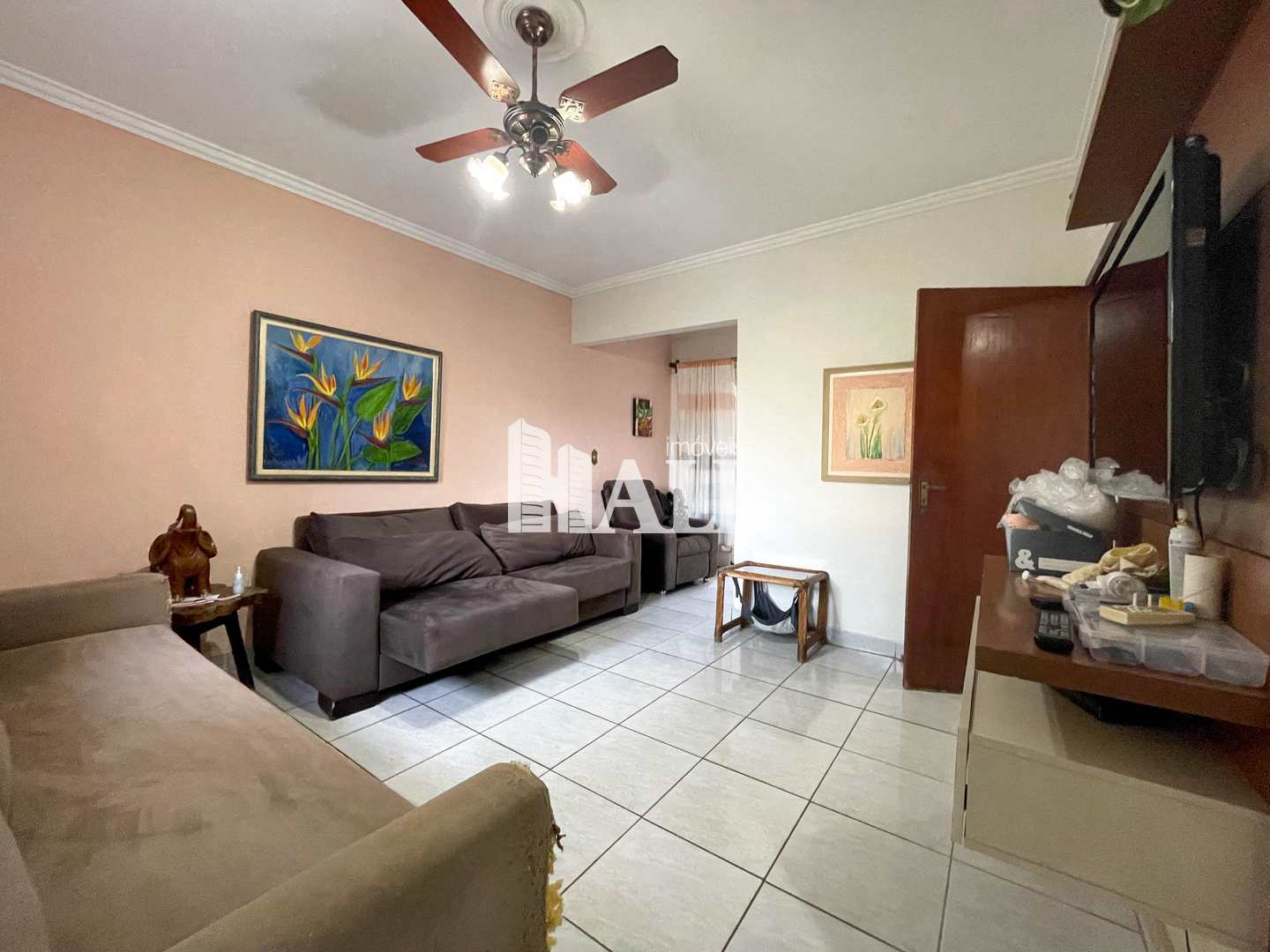 Casa à venda com 3 quartos, 180m² - Foto 1