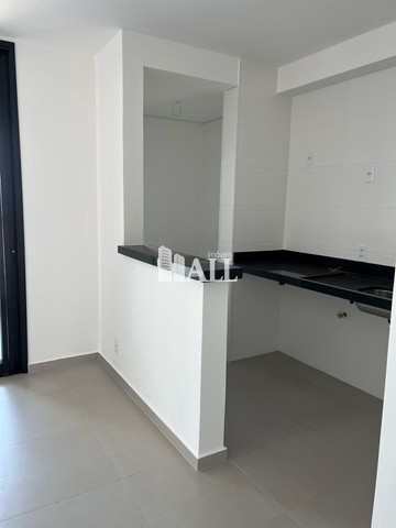 Apartamento à venda com 2 quartos, 60m² - Foto 2