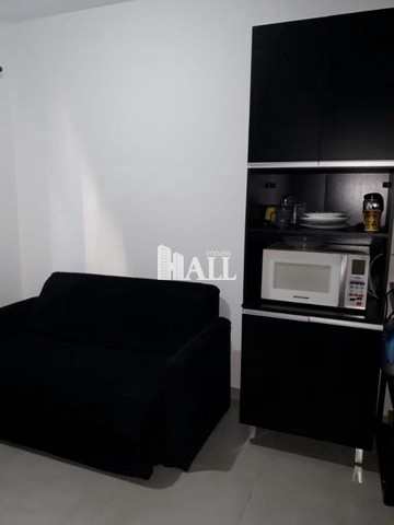 Apartamento à venda com 1 quarto, 34m² - Foto 2