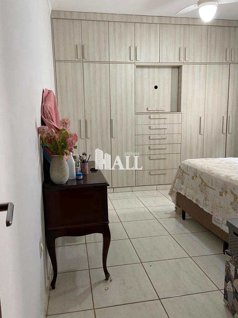 Casa à venda com 2 quartos, 140m² - Foto 5