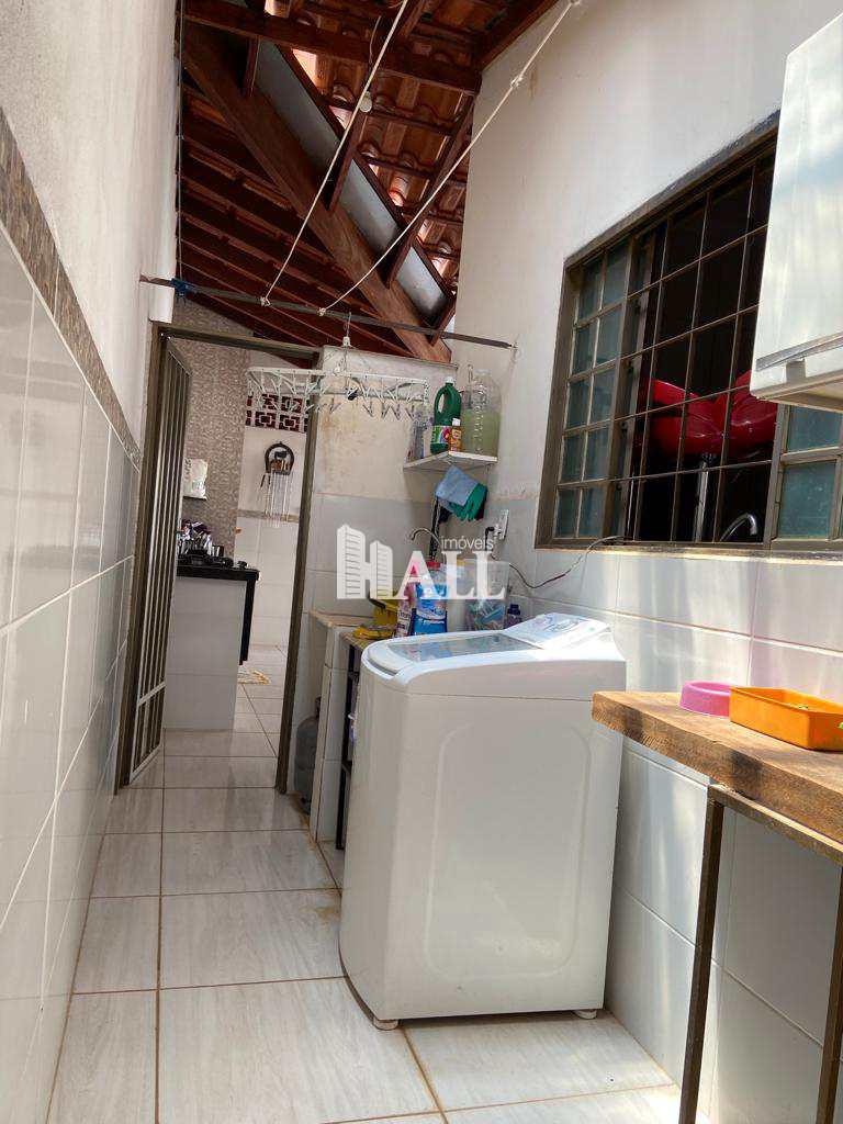 Casa à venda com 2 quartos, 140m² - Foto 17