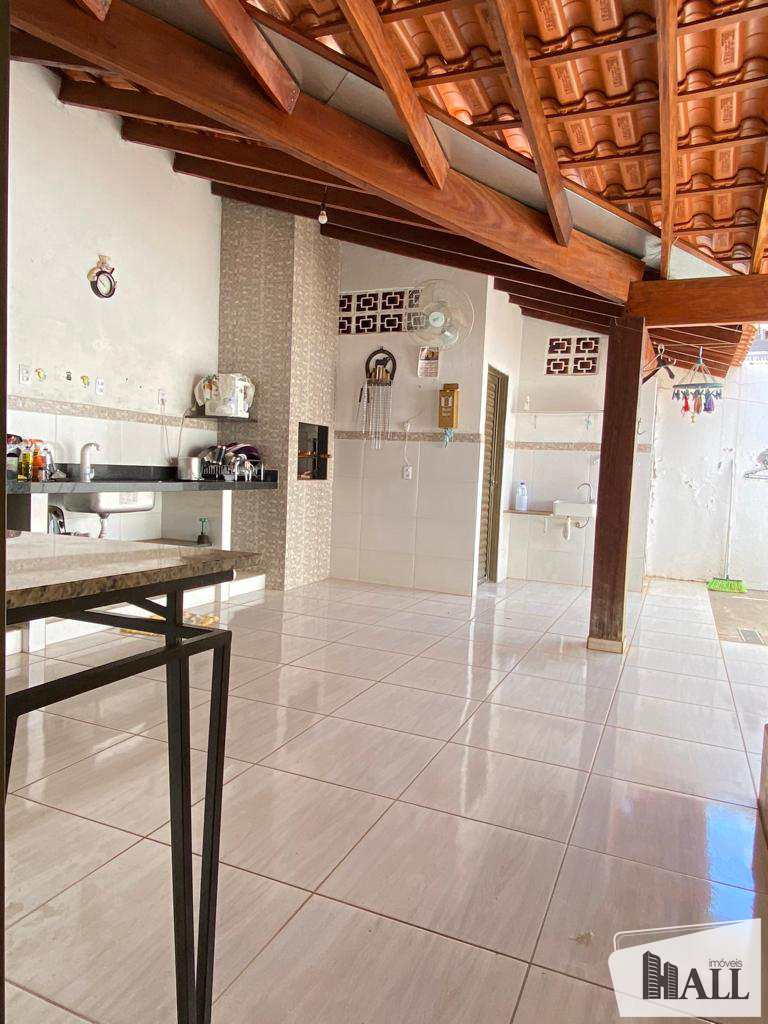 Casa à venda com 2 quartos, 140m² - Foto 19