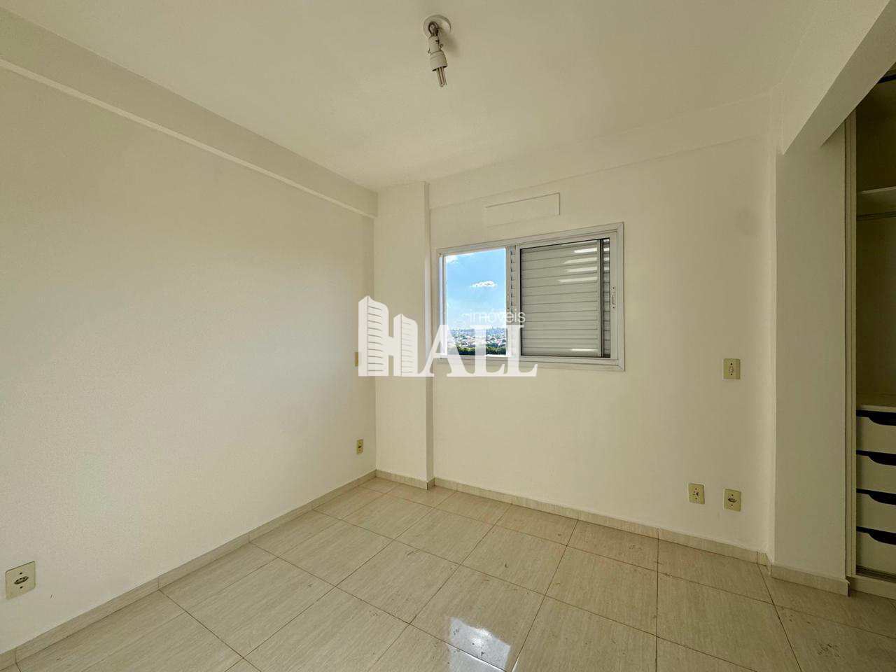 Apartamento à venda com 2 quartos, 62m² - Foto 6