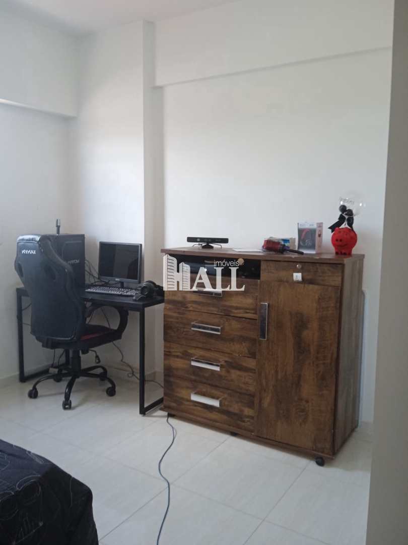 Apartamento à venda com 2 quartos, 62m² - Foto 4