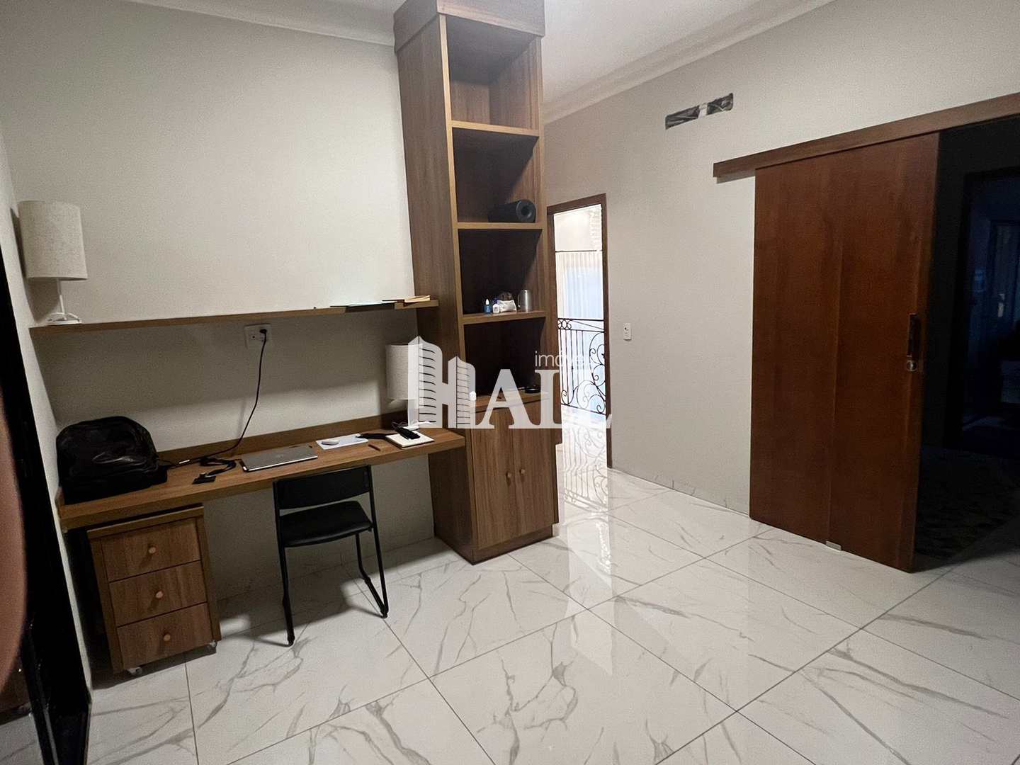 Casa de Condomínio à venda com 3 quartos, 250m² - Foto 12