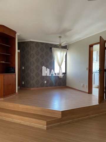 Apartamento à venda com 2 quartos, 85m² - Foto 2