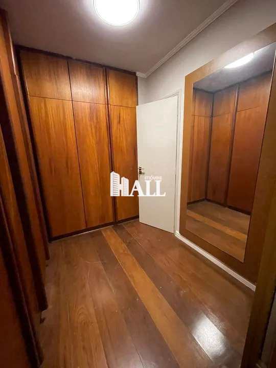 Apartamento à venda com 3 quartos, 180m² - Foto 9